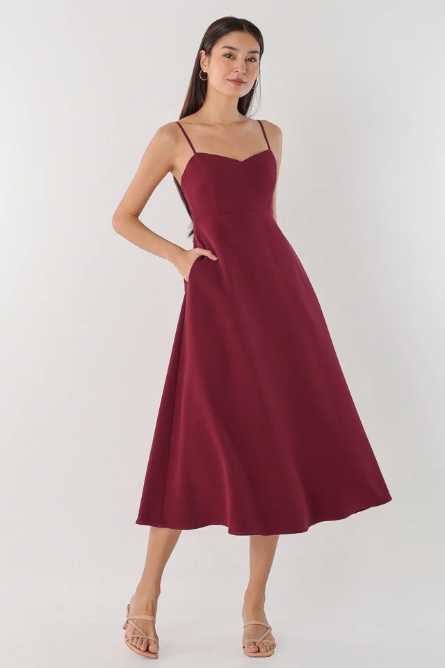 RAINE LOW-BACK MIDAXI DRESS (GARNET WINE)
