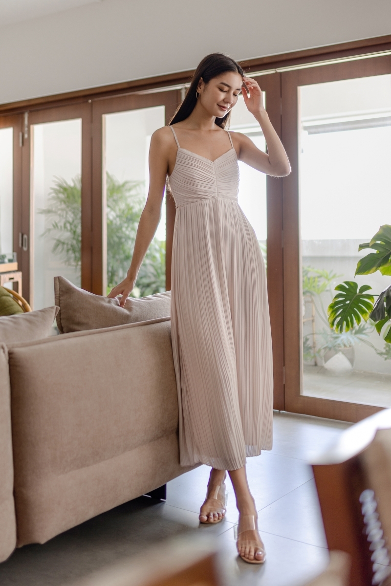 LANA PLEATED CHIFFON MAXI (CHAMPAGNE)