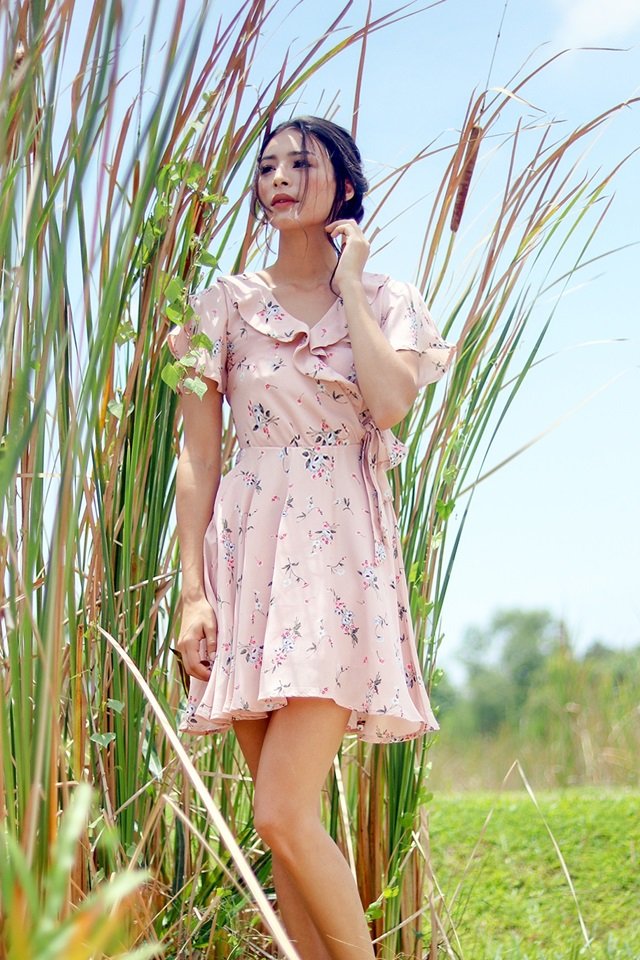 SOPHIE FLORAL RUFFLES TIE-STRING DRESS #MADEBYLOVET (DUSTY PINK)